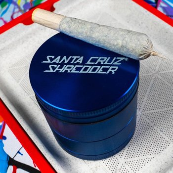 Save 15% on Santa Cruz Shredder atBlazed Vapes