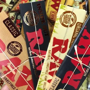 Save 10% on RAW rolling papers at Fat Buddha Glass